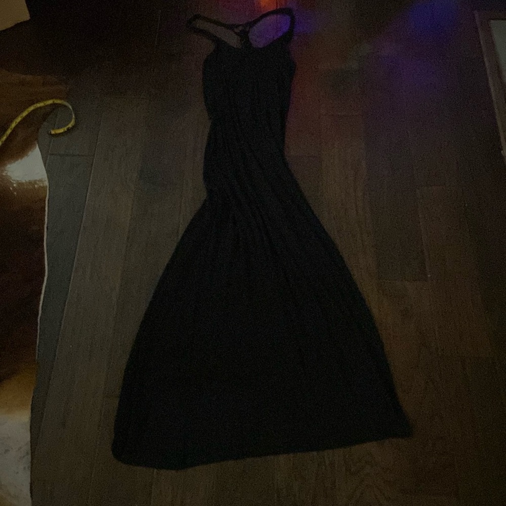 Black stretchy dress fits M-L